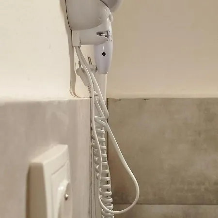Romantický Pokojíček V Podkroví R5 Quarto em Acomodações Particulares Praga
